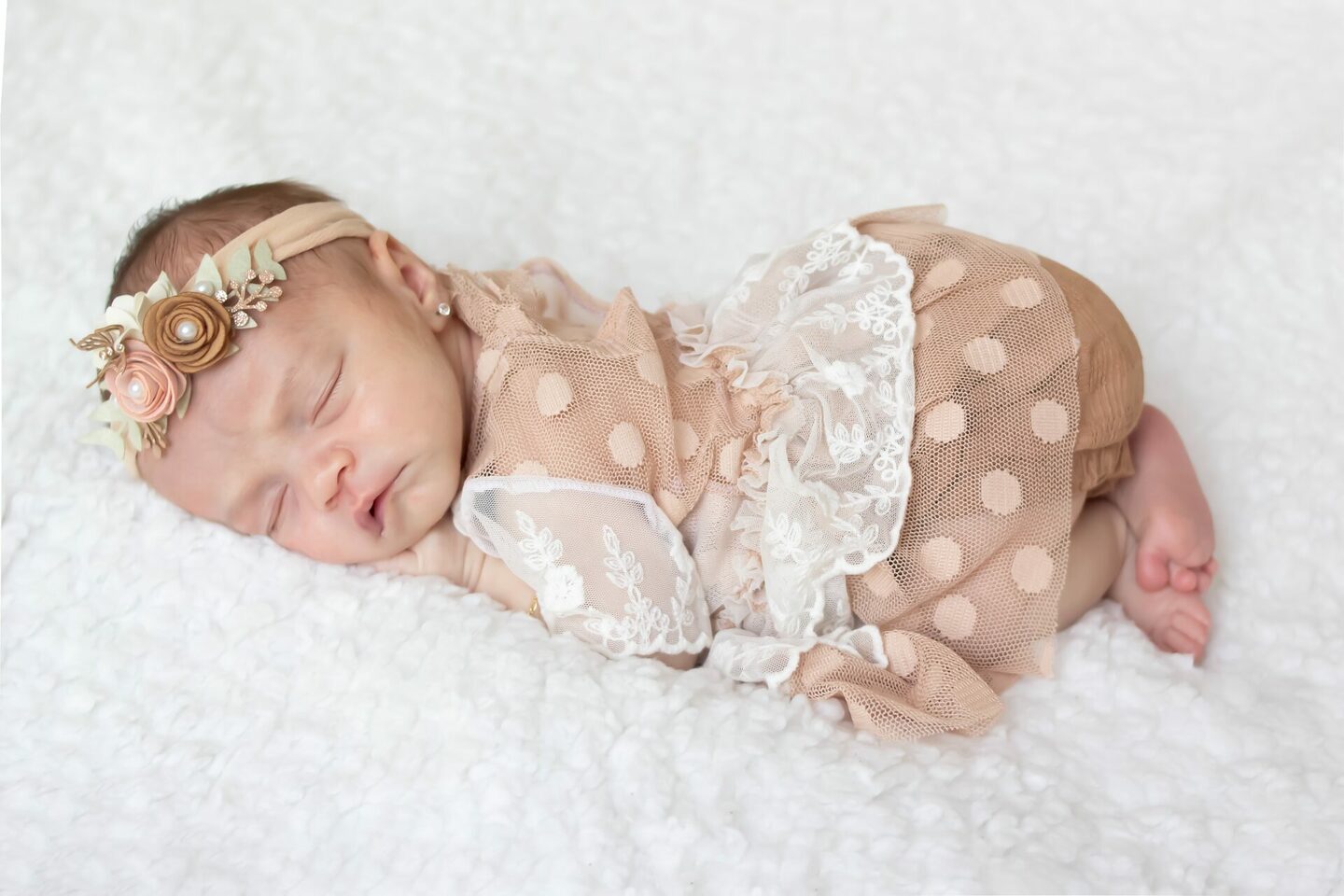 Newborn Clara